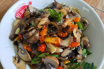 Langkah Mudah untuk Menyiapkan Tumis jamur kancing Kekinian