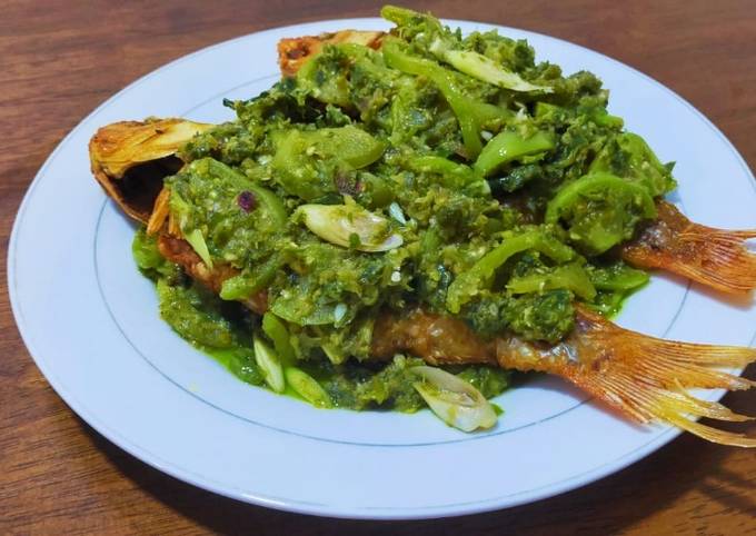 Resep Ikan goreng rica-rica ijo ala Shebb&#39;s Kitchen yang Lezat Sekali