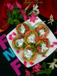 A picture of Khoya malai khaja.