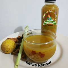 รูปของ Jamu beras kencur ala Pawon Mbok Naa pizza & Jamu