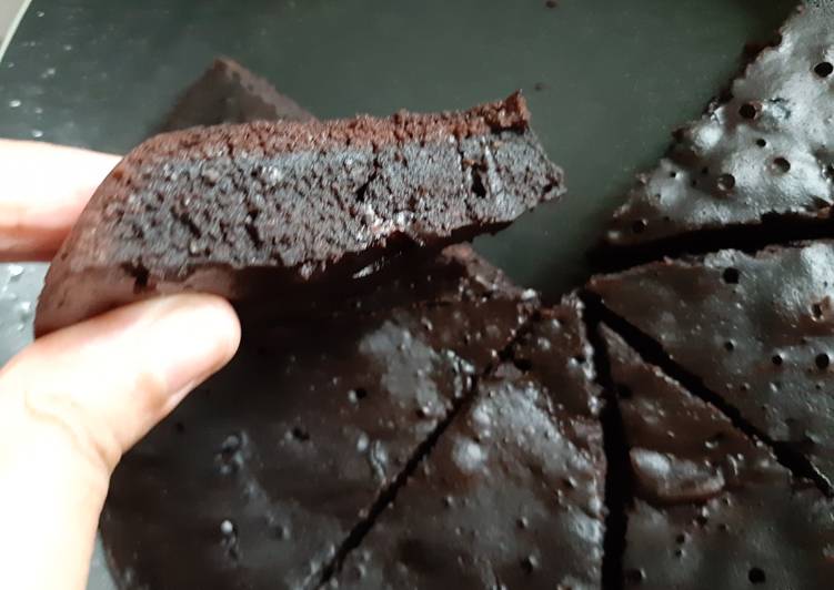 Langkah Mudah untuk Membuat Fudge Brownies anti ribet panggang teflon Anti Gagal