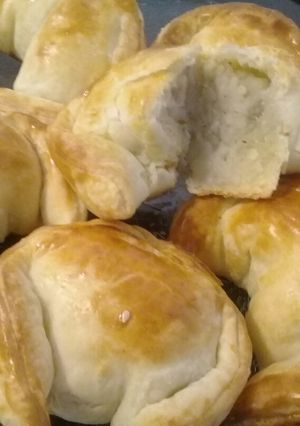 Una foto de Knishes de papa