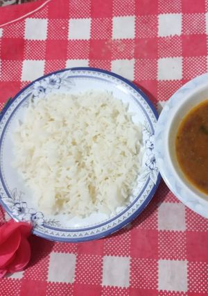 A picture of Lobia Dal & rice.