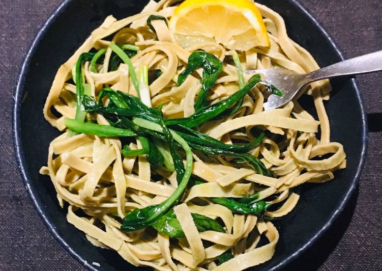 Easiest Way to Make Any-night-of-the-week Edamame bean and wild garlic pasta