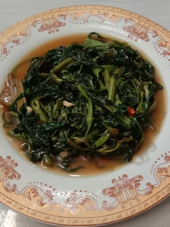 Langkah Mudah untuk Membikin Resep Tumis Kangkung Saus Tiram Berkuah yang Sempurna Anti Ribet, Bisa Manjain Lidah
