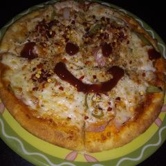 A picture of Pizza.