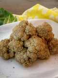 Cavolfiore al vapore con salsa agrodolce alle nocciole