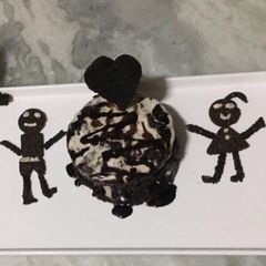 A picture of Oreo Brownie Ice cream Sandwich.