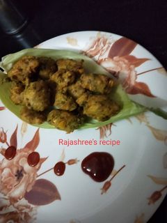 कॉर्न पकोडे (corn pakode recipe in marathi) रेसिपी चे मुख्य फोटो