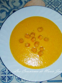 Una foto de Crema de calabaza con pollo, en la monsieur cuisine