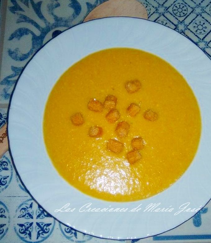 Foto principal de Crema de calabaza con pollo, en la monsieur cuisine