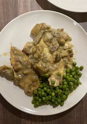 Foto di Scaloppe di pollo ai funghi
