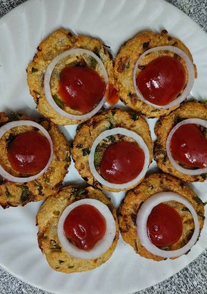 A picture of Paneer cheese tikki.