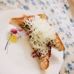 A picture of Cheese Sandwich.