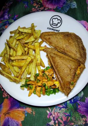 A picture of Tandoori chicken cheesy Sandwich.