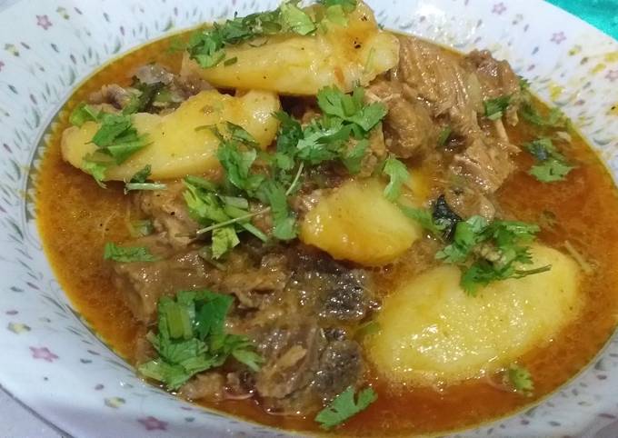 Gosht aloo