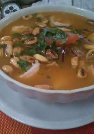 Una foto de Encebollado de pescado 🐟 ecuatoriano 🇪🇨🥰