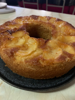 Una foto de Bizcocho de manzana facilísimo
