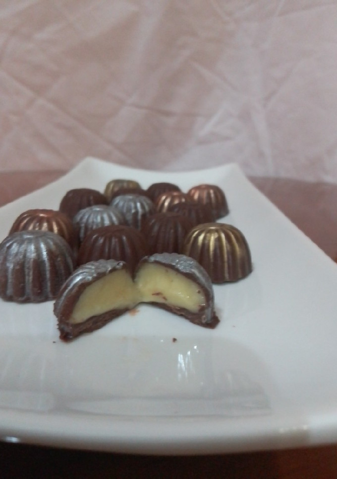 Una foto de Bombones rellenos de limón