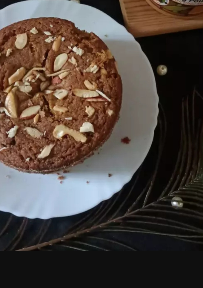 होल व्हीट मल्टीग्रेन जैगरी केक (Whole wheat multigrain Jagger cake रेसिपी मुख्य फोटो