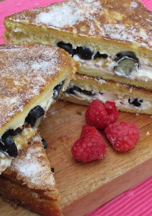 A picture of Stuffed French Toast.
