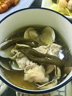 剝皮辣椒蛤蠣雞湯(電鍋版) 的食譜成品照片