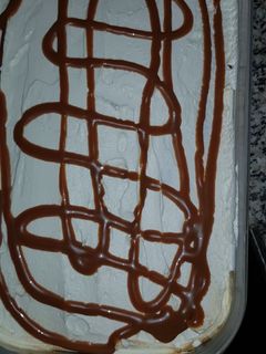 Una foto de Tarta de galletas y dulce de leche
