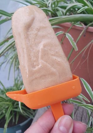 Una foto de Helado de banana y dulce de leche 🍧
