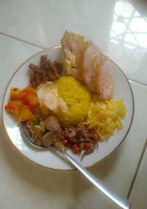 Foto resep Nasi kuning simpel