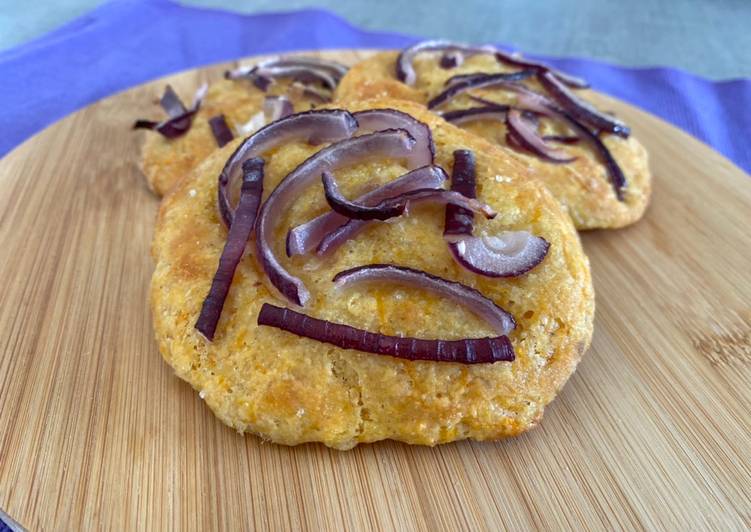 Step-by-Step Guide to Prepare Qualsiasi sera della settimana Focaccine di zucca