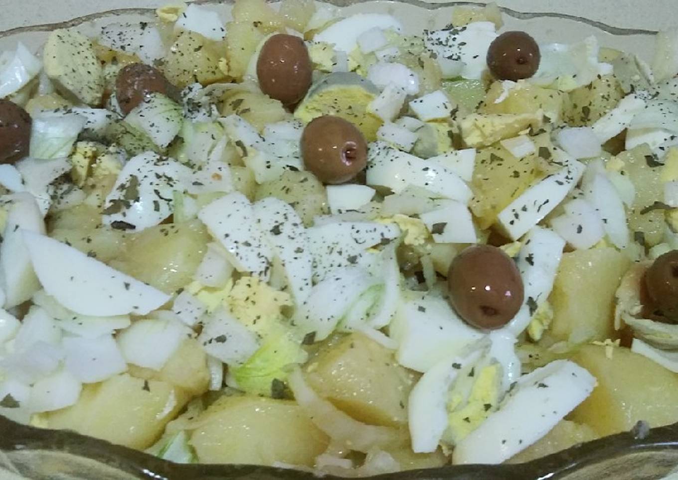 Ensaladilla de patatas con bacalao