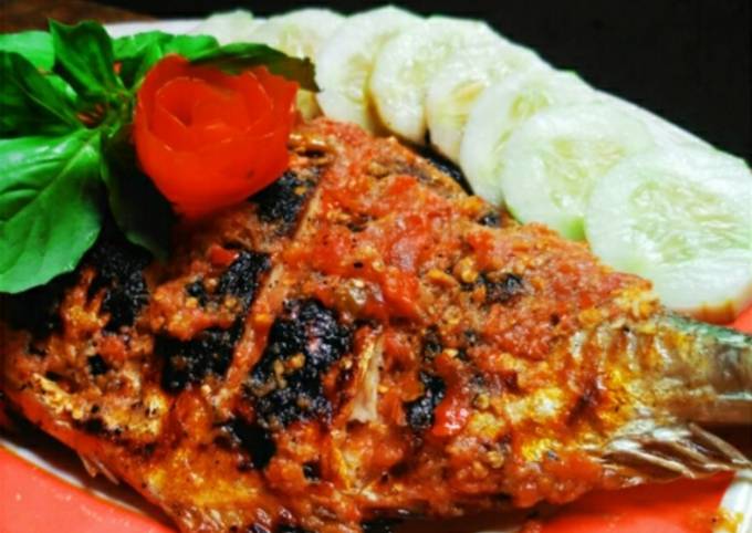 Resep Ikan Bakar Sambal Oles Oleh Menik Susilo - Cookpad