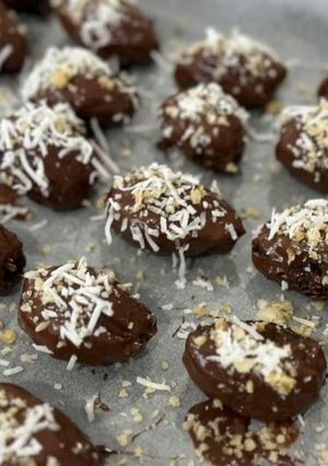Foto de Tâmaras com Amêndoa e Chocolate