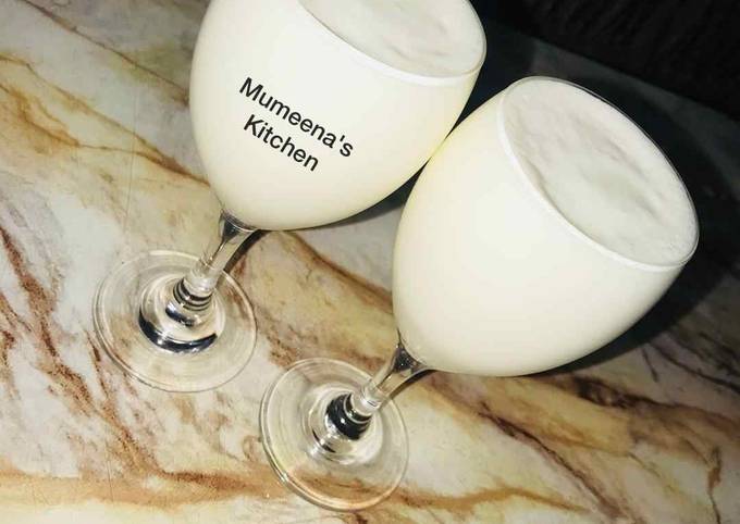 Coconut milkshake recipe by mumeena's Kitchen