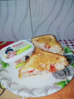 चीज़ मेयोनेज़ सैंडविच (Cheese mayonnaise sandwich recipe in hindi) रेसिपी मुख्य फोटो