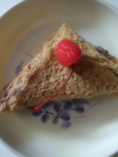 ब्रेड ट्रायंगल (Bread Triangle Recipe In Hindi) रेसिपी मुख्य फोटो