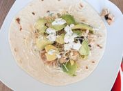 Une photo de wrap avocat