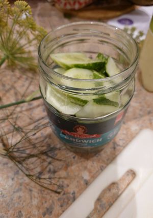 A picture of Pickled gherkins recipy.
