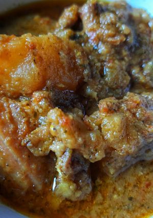 ধনিয়া চিকেন (dhaniya chicken recipe in Bengali) রেসিপির প্রধান ছবি