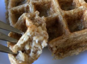 Una foto de Waffle fit de avena y limón, receta de mi amiga Vero