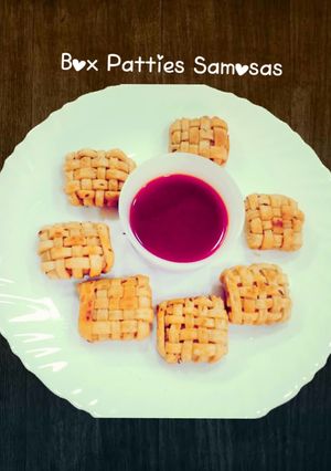 A picture of Box patties Samosa.