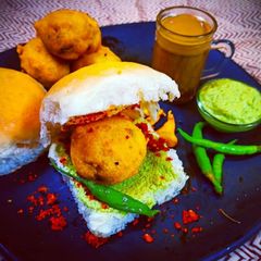 A picture of Vada Pav.