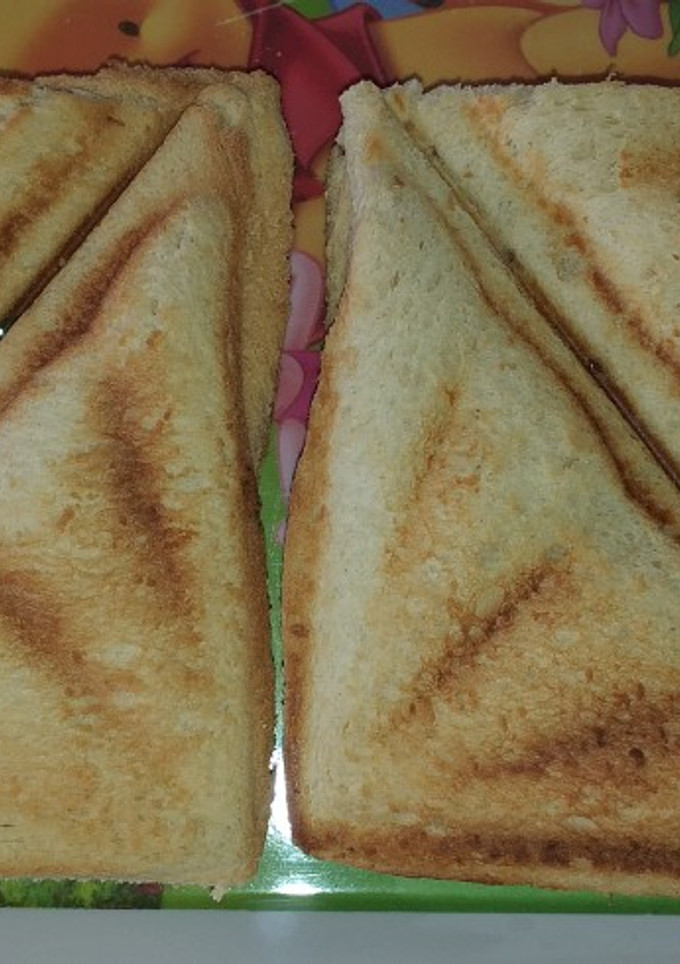 A picture of Toasted bread.