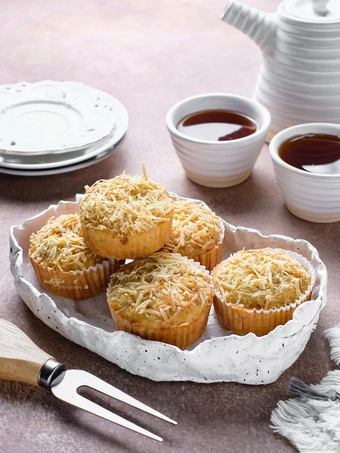 Langkah Gampang Membikin Resep  Banana Cheese Muffin yang Enak, Lezat Sekali