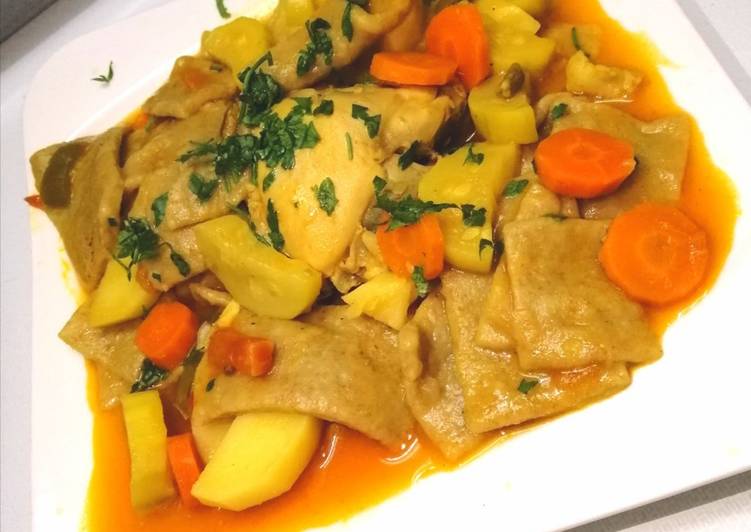 مرقوق دجاج اكله شعبيه سعوديه مشهوره 🍅🥕🥔🍗