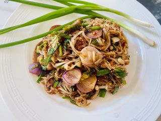 ซุปเห็ดเข็มแซ่บๆ (อีสาน)
