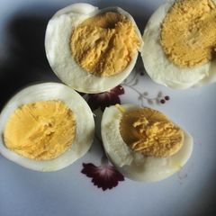 A picture of Boiled Eggs.