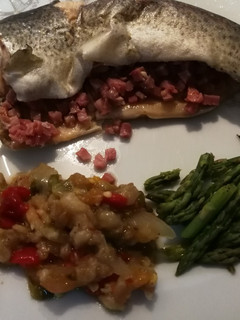 Una foto de Trucha con jamón