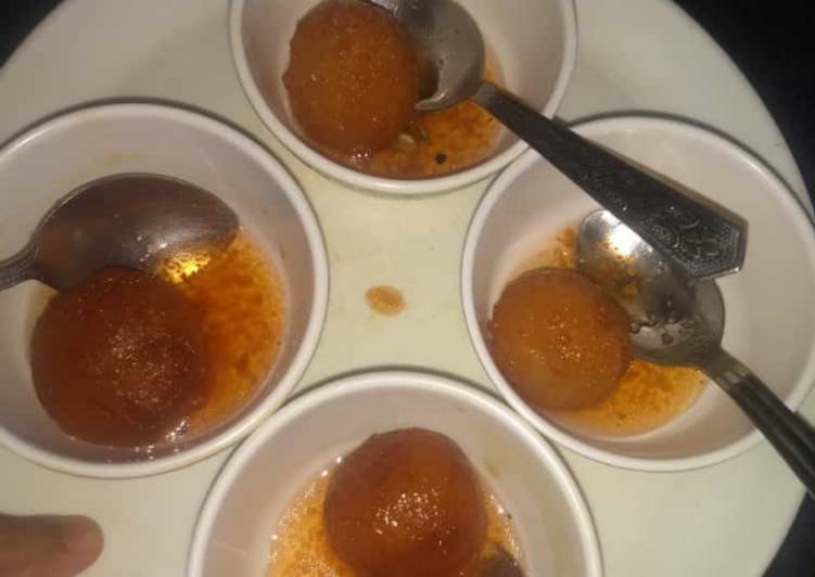 Sooji gulab jamun