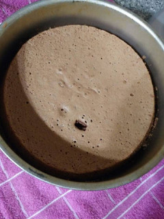 Una foto de Bizcochuelo clásico de chocolate